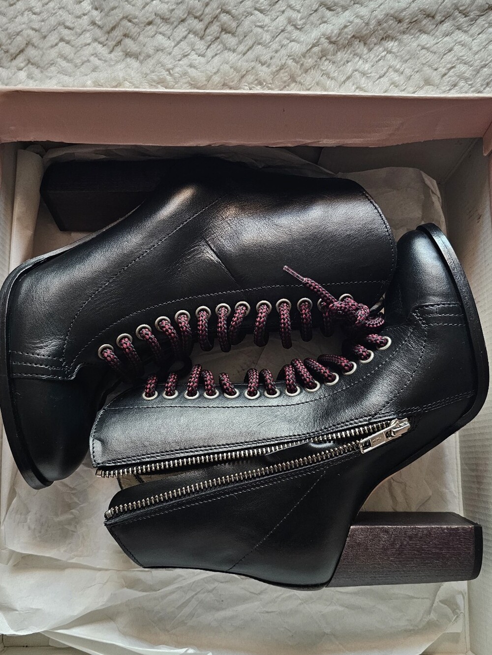 Ouigal Lace Up Black Boots Size 36